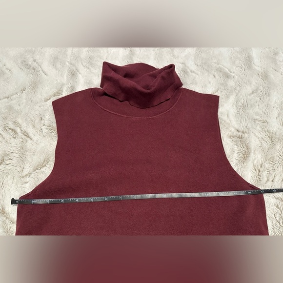 Talbots Petites Burgundy Sleeveless Turtleneck Knit Top - Picture 9 of 10